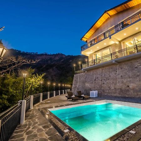 Stayvista At Sunset Springs With Pool & Views Nainital Kültér fotó